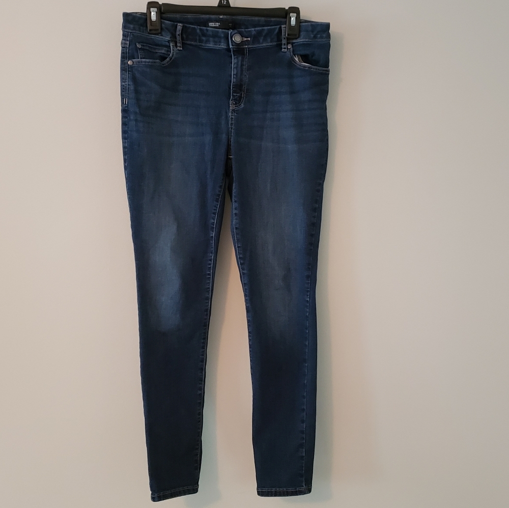 High waisted skinny jeans